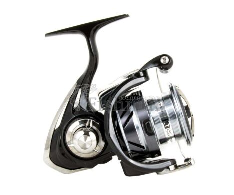 Daiwa 19 Ninja BS LT, 2000, 2000, 5.2, 5.0, 215, 0.16 мм / 150 м, 0.18 мм / 120 м, 0.20 мм / 100 м, 4
